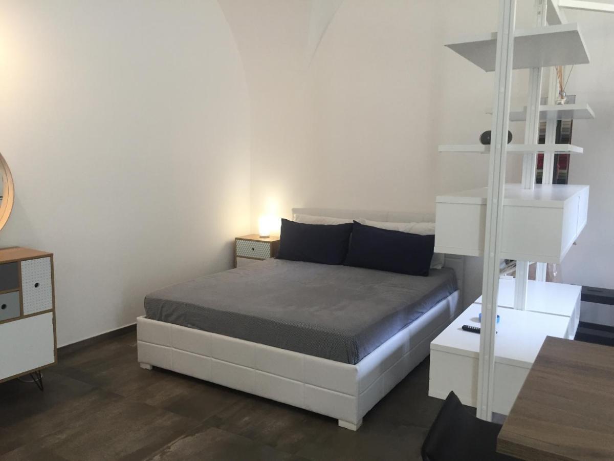 Zziny House Apartment คาตาเนีย ภายนอก รูปภาพ