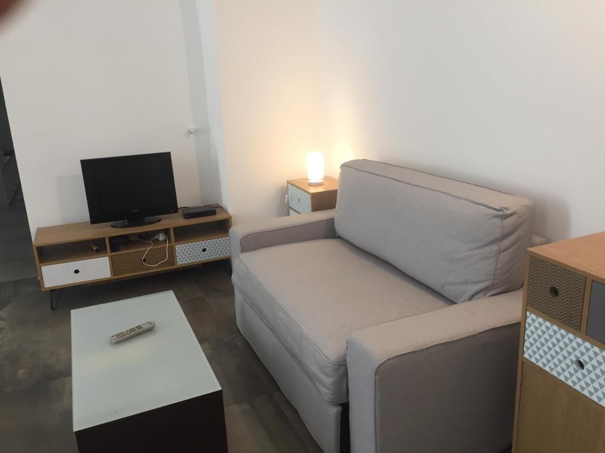 Zziny House Apartment คาตาเนีย ภายนอก รูปภาพ