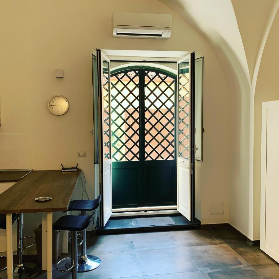 Zziny House Apartment คาตาเนีย ภายนอก รูปภาพ