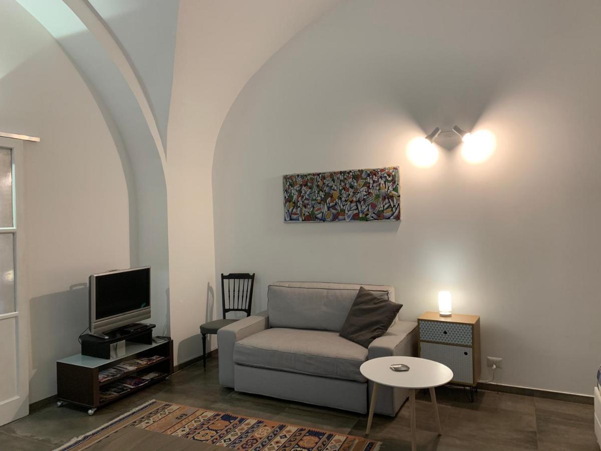 Zziny House Apartment คาตาเนีย ภายนอก รูปภาพ