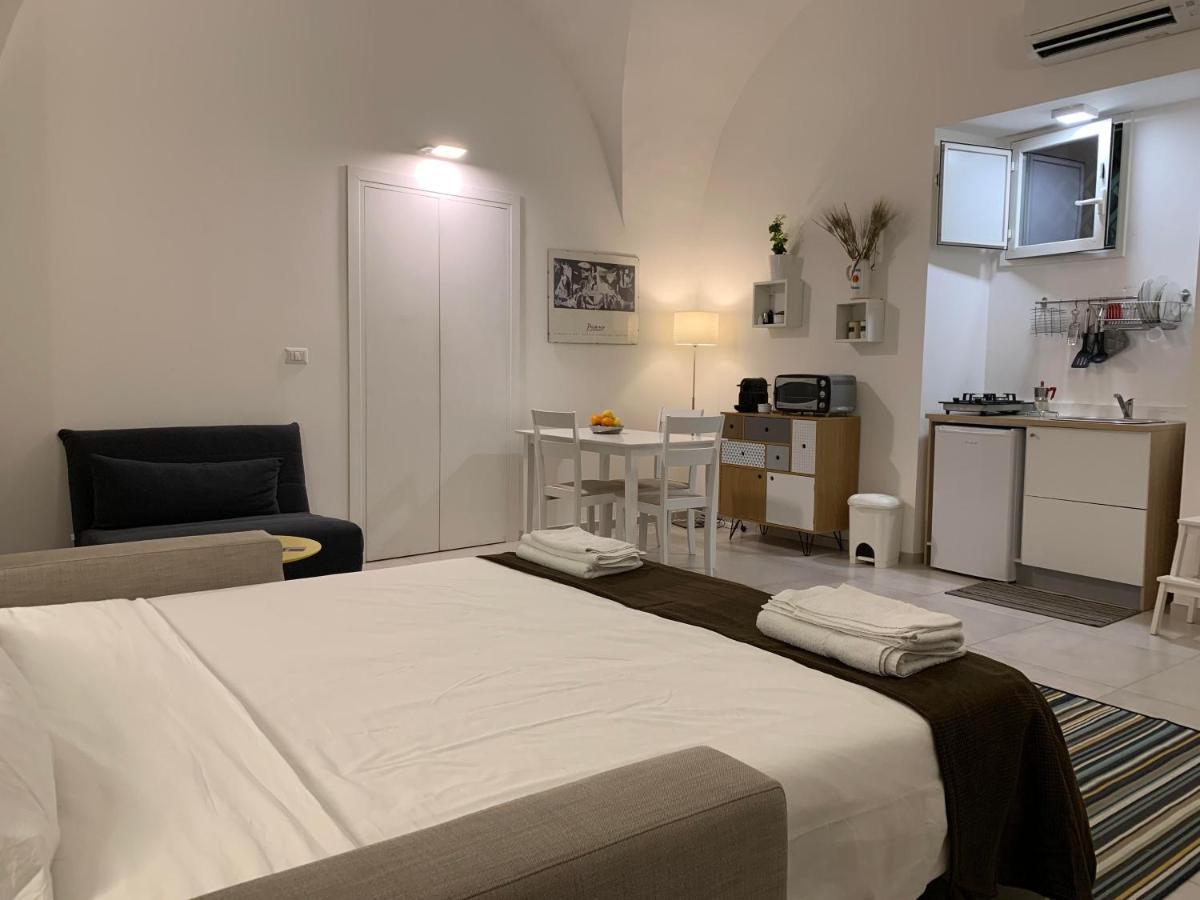 Zziny House Apartment คาตาเนีย ภายนอก รูปภาพ