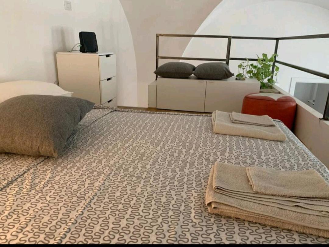 Zziny House Apartment คาตาเนีย ภายนอก รูปภาพ