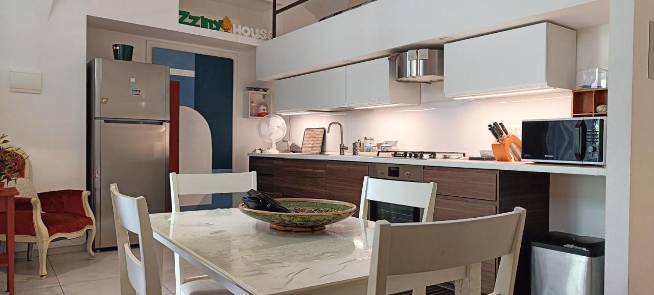 Zziny House Apartment คาตาเนีย ภายนอก รูปภาพ