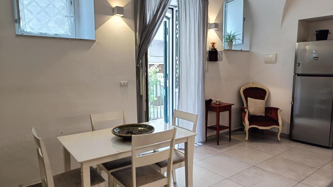 Zziny House Apartment คาตาเนีย ภายนอก รูปภาพ
